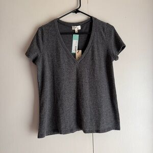 Nytt NEW Britanie V Neck Knit Top Dark Gray Soft Stretch Women’s Size Large